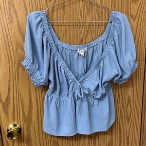 NWOT Grace Blue Puff Sleeve Peasant Top with Front Tie